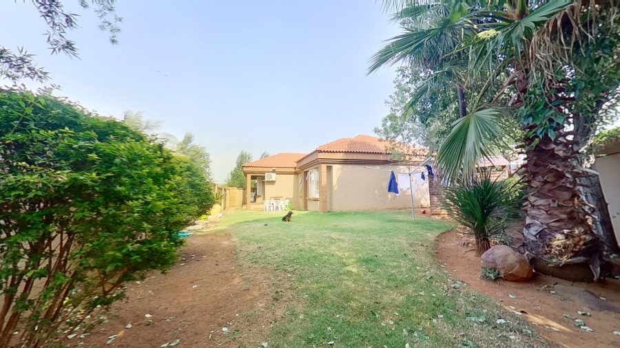 4 Bedroom Property for Sale in Heuwelsig Free State